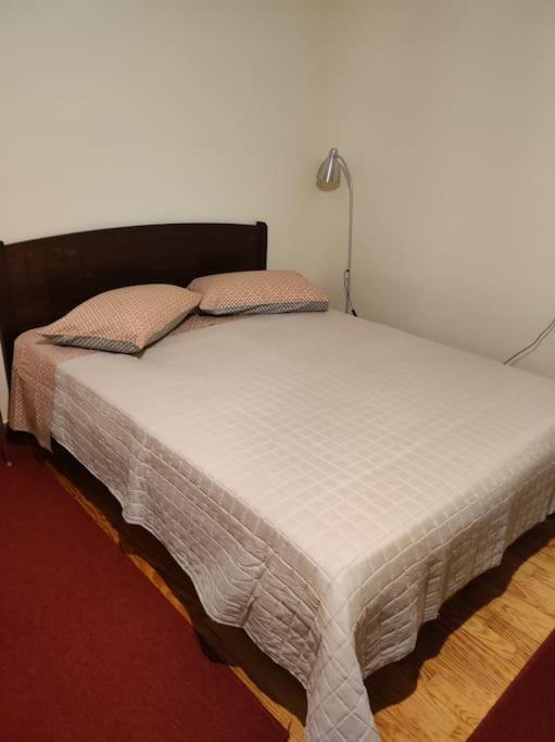 διαμερισμα στο κεντρο Apartment *